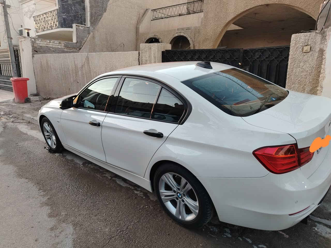 ماشية 154 كيلو وقابلة للزيادة
السيارة استيراد خاص مواصفات خليجية
وواضحة من خلال الصور
حساس خلفي
جام اوتو
ماسحات اوتو
حساس اطارات
شاشة اعطال
تحكم ستيرن جهتين
بصمة
إطفاء ذاتي
سي دي
اواكس
بلوتوث
تدفئة كشنات
كشنات قماش كابوي

البدي مكفول كفالة عامة عدا توجد وتصليح بارد علكد اصبعين موضح بالصور بالجاملغ الخلفي للسايق 
گير ومحرك مكفول بعدة على وضع الشركة 
صدر السيارة جيدجدا....... 
الكهربائيات شغالة تمام مع ملاحظة فقط طوافة البنزين تتأخر في القراءة لكن شغالة تمام
باقي المواصفات مرفقة بالصور ومعروفة
للاستفسار الاتصال على
***********
مكان السيارة بغداد حي الجهاد
