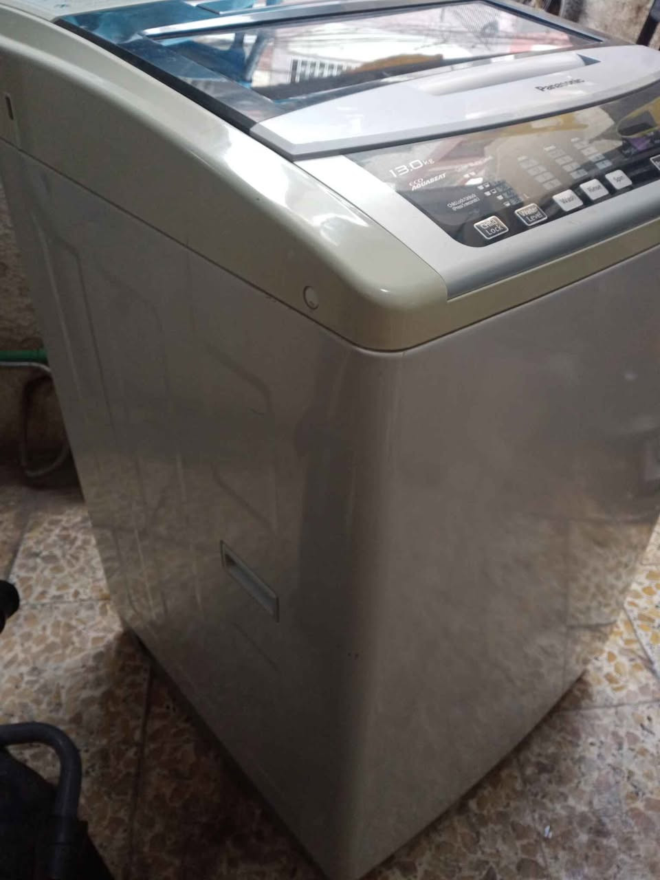 غساله باناسونيك 13 كيلو حجم كبير تغسل بطانيه بلاديه على الشركة على الفحص يوجد توصيل 
*********** بغداد, العراق
