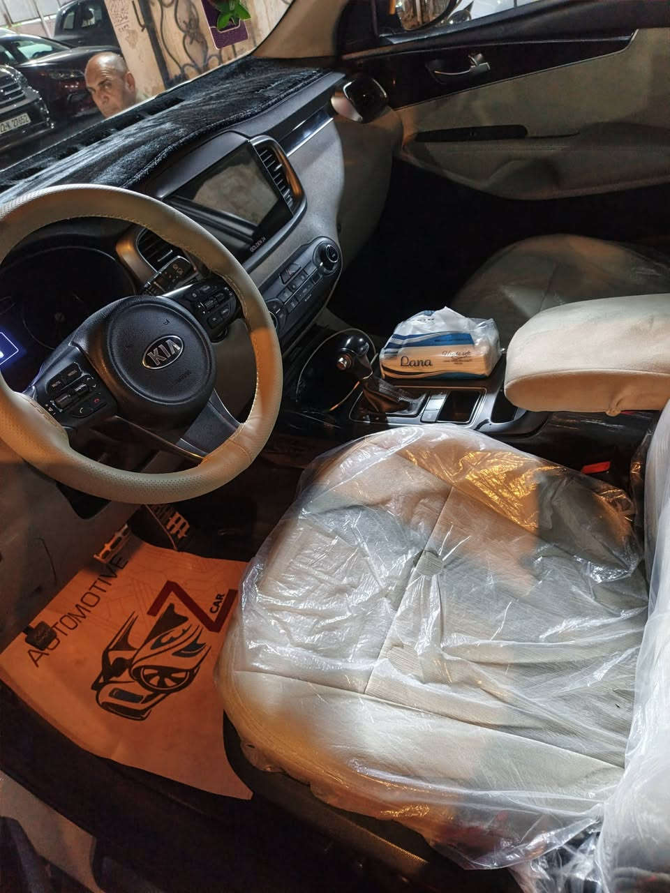 سلام عليكم سورنتو 2018خليجي كفاله عامه فول موصفات ما عده دفع رباعي سياره حيل حلوه وجديده ماشيه 137 رقم هاتف استفسار ***********
