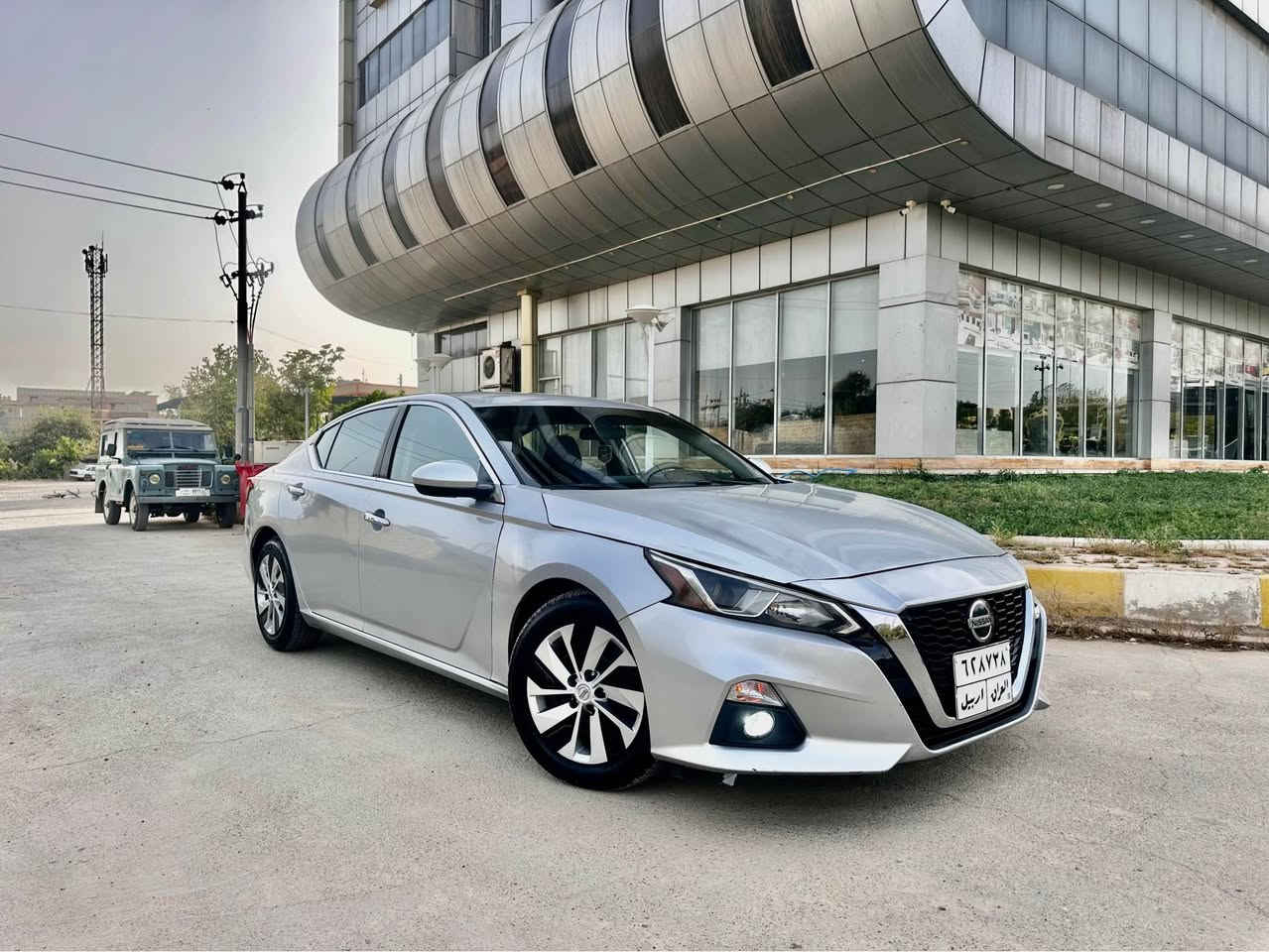 للبيع التيما
السعر 123 بيها مجال بسيط
***********
موديل 2019
ماشية 80
تحكم ستيرن 
تثبيت سرعه
رادار امامي
رادار جانبي 
رادار بلادي 
حجر بلادي
شاشه لمس 
كاميرا خلفي 
بصمة تشغيل 
بصمة ابواب+صندوق
مراية ايشارة 
مراية رادار 
تايرات وياله جديد 
كير مكينه بشرط 
حداديه امامي خلفي جديد 
تبريد ثلج 
السياره مابيها برغي نقص 
باسمي تحويل ثاني  يوم
ضرر سيارة _جاملغ و بونيد +3 مكان PDR

مكان السياره ديالى خانقين او كلار خناقين, ديالى

