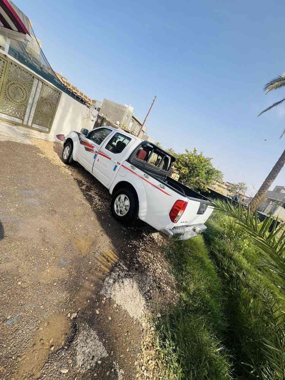 السلام عليكم نيفارا ٢٠٠٩ رقم سلمانيه انكليزي بسمي تحويل مباشر مكينه مفتوحه درجه اولى لاتنقيص ولاتبخير ولاصوت تبريد ثلج حداديه تخم تاير كير عادي 
بيه قطعتين صبغ بدون ضربه ولاحادث ولامعجون 
مكاني بابل 
للاستفسار الاتصال بالرقم ***********
السعر 80 وبيه مجال
