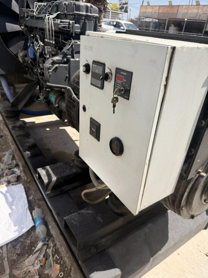 السلام عليكم
للبيع مولد سكانيه ١٢٤ ستندر شرط لا تنقيص ولا تبخير شرط الشغلا

بم كهربائي

توليد 385 نحاس 

السعر ٦٨ ورقه

العنوان واسط

اللاستفسار ***********
