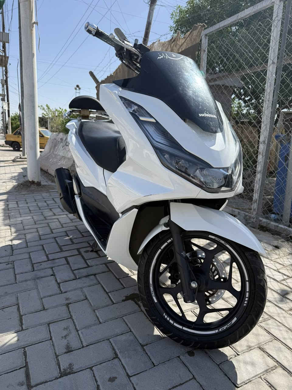 السلام عليكم PCX جيل رابع دراجة مال جناي مكفوله كفالة عامة السعر 16ورقة وبيها مجال للشراي  
***********
