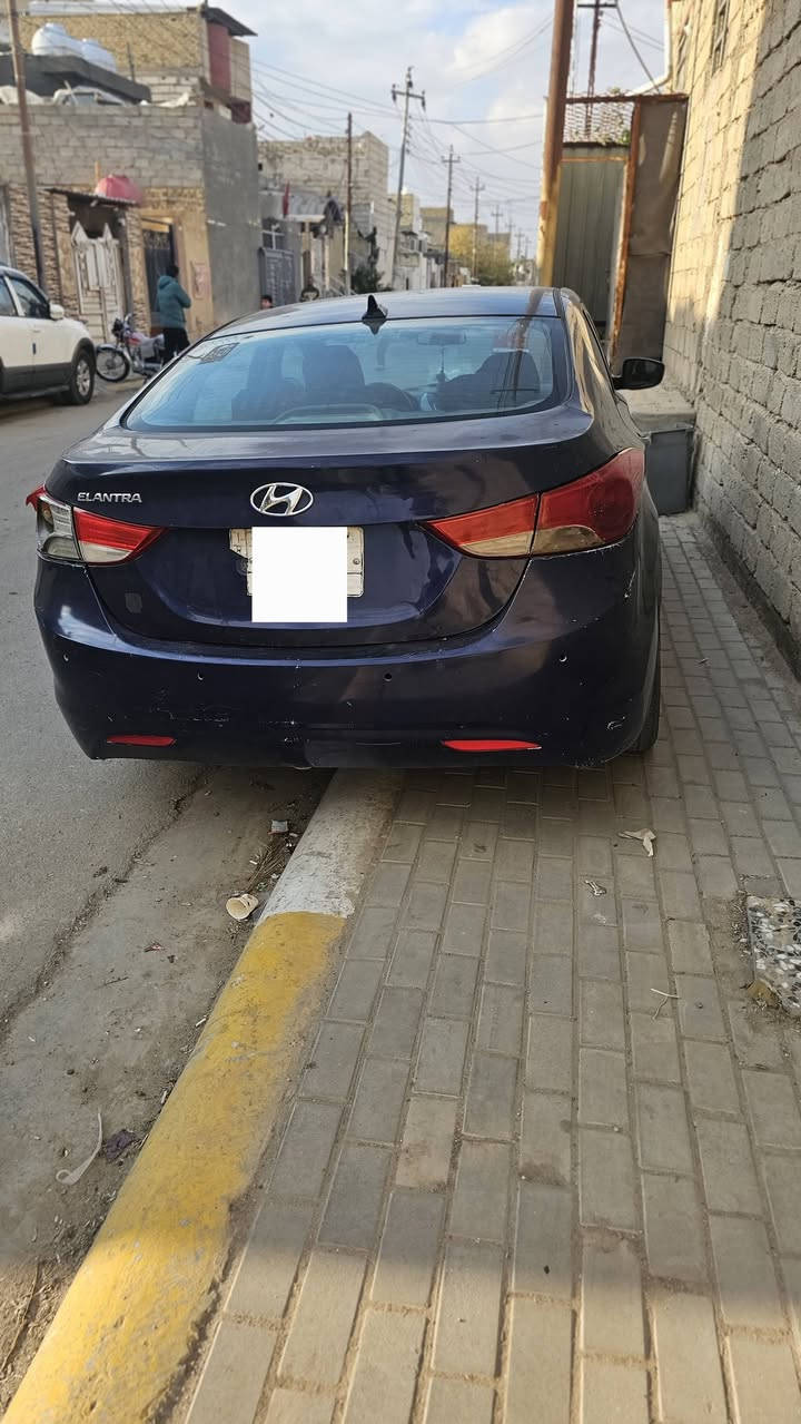 النترا   موديل  2013  وارد امريكي رقم كربلاء   صور السونار موجوده جوه     بيها حادث وما معمر بجهت الصدر   السعر  88 وبيها مجال  *********** السياره موجوده بكربلاء
