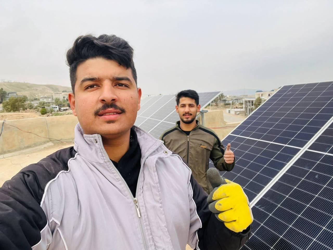 من ناحية #الزوية تم ولله الحمد تنصيب منظومة طاقة شمسية
للعم #مزاحم_البنيان(ابو كرم)  15امبيـر ليلـي 16امبيـر نهـاري

مكتب منارات المدينة للطاقة الشمسية  خيارك الأمثل للطاقـة المتجددة 

#البيــع_بالـنقد_والاقسـاط 

📌 صـلاح الدين/ تكـريت/ العلـم/البـورصة #عمارة_الضامن
للحجز والأستفسار👇👇
المهندس حسن الجبوري 
*********** اسيا
*********** زين
مــنارات الـمـدينـة
