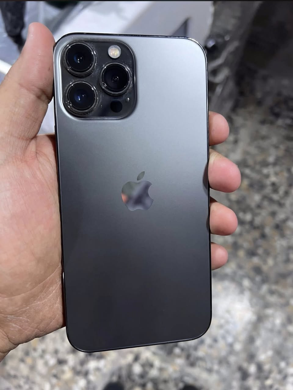 ‎السلام عليكم ايفون 13 برو ماكس ذاكرة 256 الجهاز كلشي ممبدل بي بس هذا الكسر الموضح بالصورة و ممأثر على الكامرة بطارية  83 ممبدلة الجهاز نظيف جداً

السعر : 450 و بي مجال 

مكاني: بغداد مدينة الصدر

للاستفسار الاتصال على :

***********
