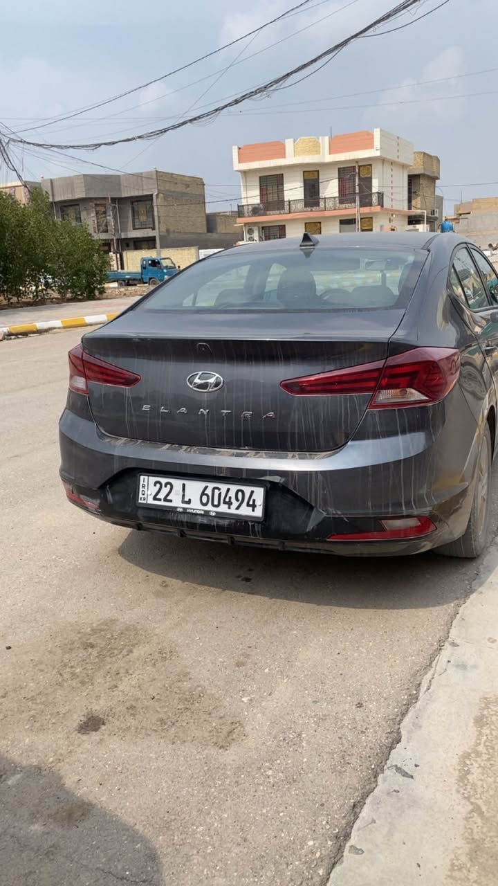 السلام عليكم النترا 2020 بيع او مراوس
لسياره بيهاا قطعه وحده تبديل
بنيد والباقي ليبل واحد
وبيها طخه ربع الباب الخلفي بدون صبغ مبين 
مواصفاتها نص فول 
رقم أربيل الانكليزي 
كير AT 
مكينتهاا 2000 دوش 
كورهاا مفتوح ع ايدي 
السعر120 وبيها مجال بسيط 
***********

