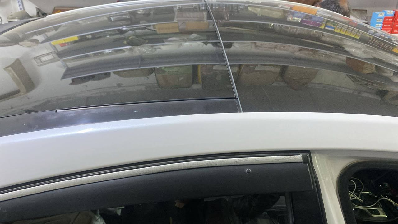 ازيرا فول مواصفات ٢٠١٥ خليجية كفالة بارد بسيط جاملغ خلفي جاهزة حدادية تايرات تبريد تدفئة كير مكينة من كلشي جاهزة رقم بغداد دولي تحويل موجودة بقضاء المدينة متوفر واتساب ١٥٠ مجال قليل.
***********
