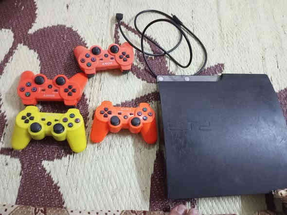 اثري للبيع سعر 80 وبي مجال الاتاري متروك ورجعت علي اتشكل مكان اليجدي سعر 80وبي مجال مكان موصل ايمن حي العامل ***********
