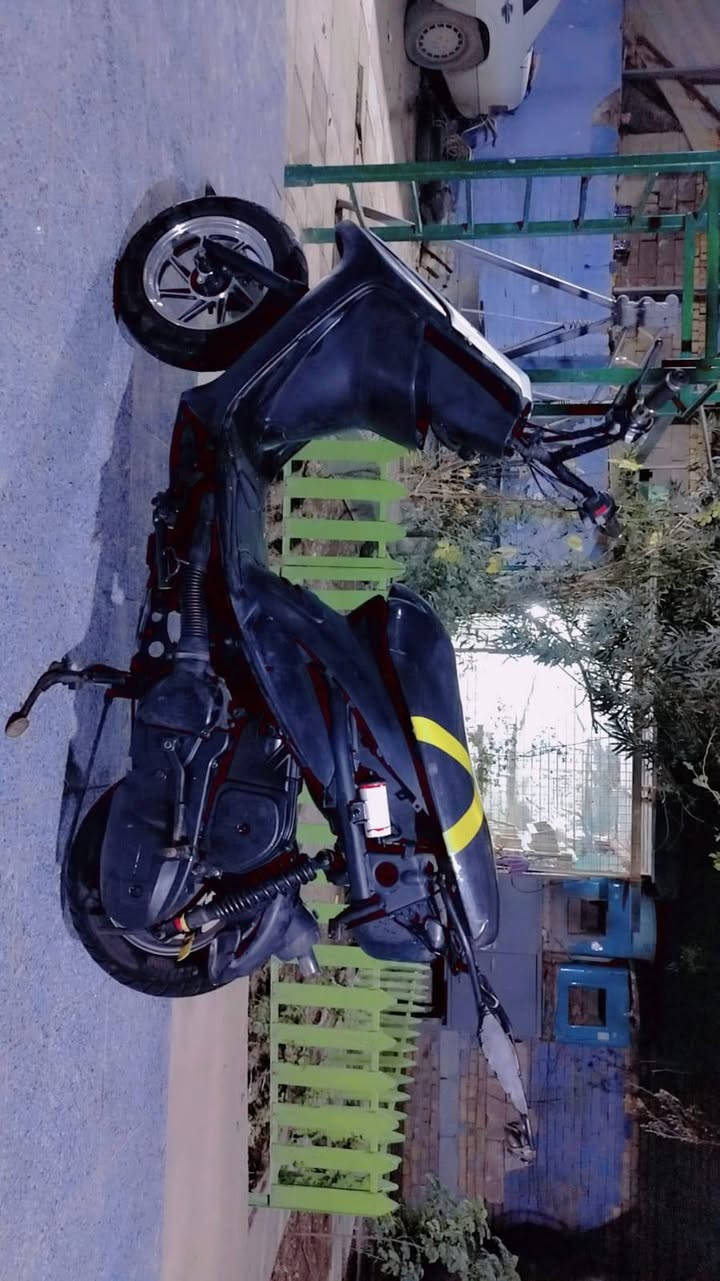 السلام عليك دراجة ماكس عدلة للبيع نضيفة وحلوة بوشة 55 مشي ونعومة خير من الله  كهربائيات كاملة سعرها قفل 400 ( الله شاهد ماخذينها من البصرة بمليون و100)
رقمي ***********
