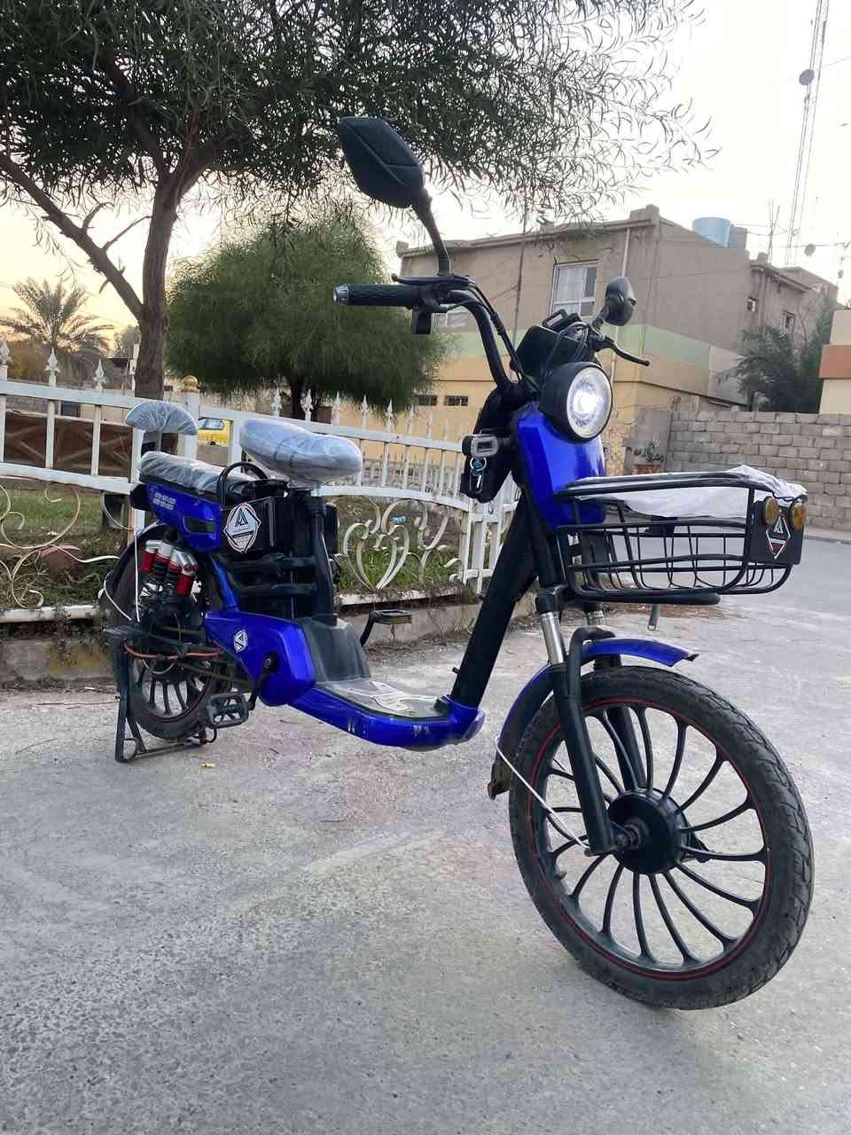 السلام عليكم ماطور للبيع او للمروس 
بطاريات نص عمر ول باقي كلو شرط
السعر 150 مكاني حي سومر تحياتي للجميع


**إذا كنت صاحب هذا الإعلان وتريد حذفه لأي سبب، رجاءا أرسل رسالة إلى الدعم الفني**
