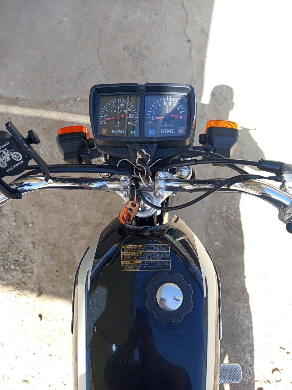 دراجه نامه موديل 25 اوراق سكنر سعرها 600وبيها مجال بسيط ممتواجد ع فيس ***********
