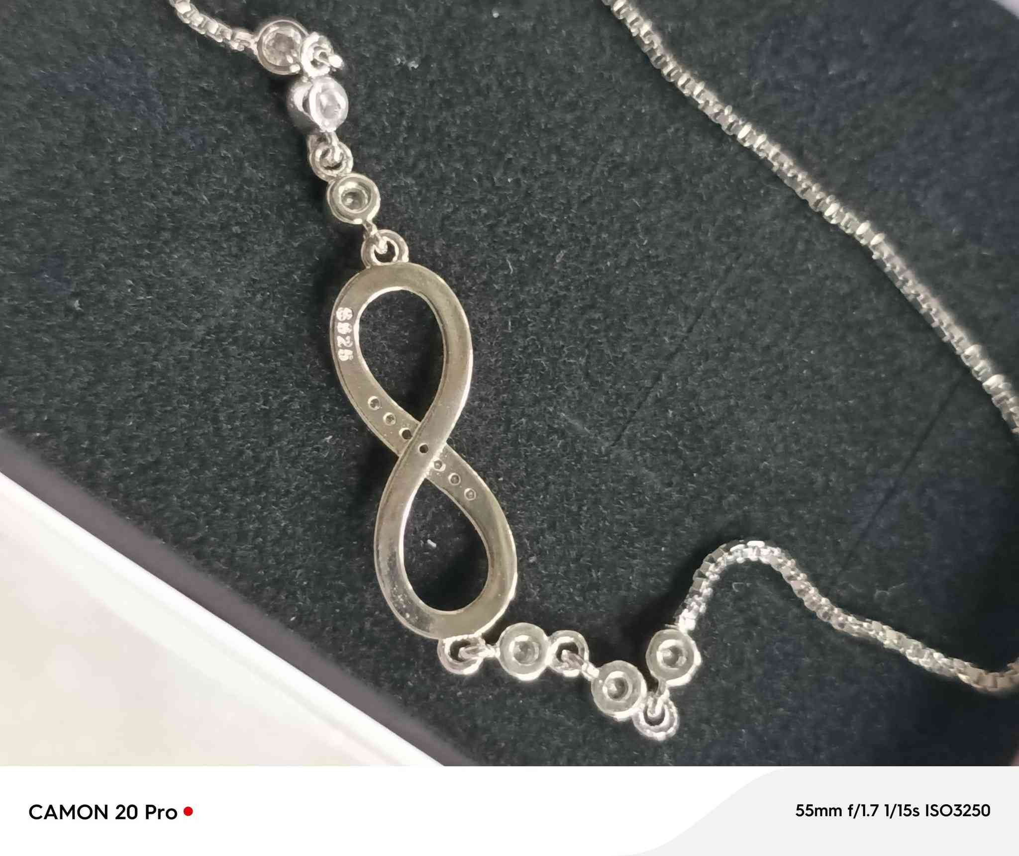 السلام عليكم
اسوار فضة مختوم ٩٢٥ سعرك وبالعافية


**إذا كنت صاحب هذا الإعلان وتريد حذفه لأي سبب، رجاءا أرسل رسالة إلى الدعم الفني**