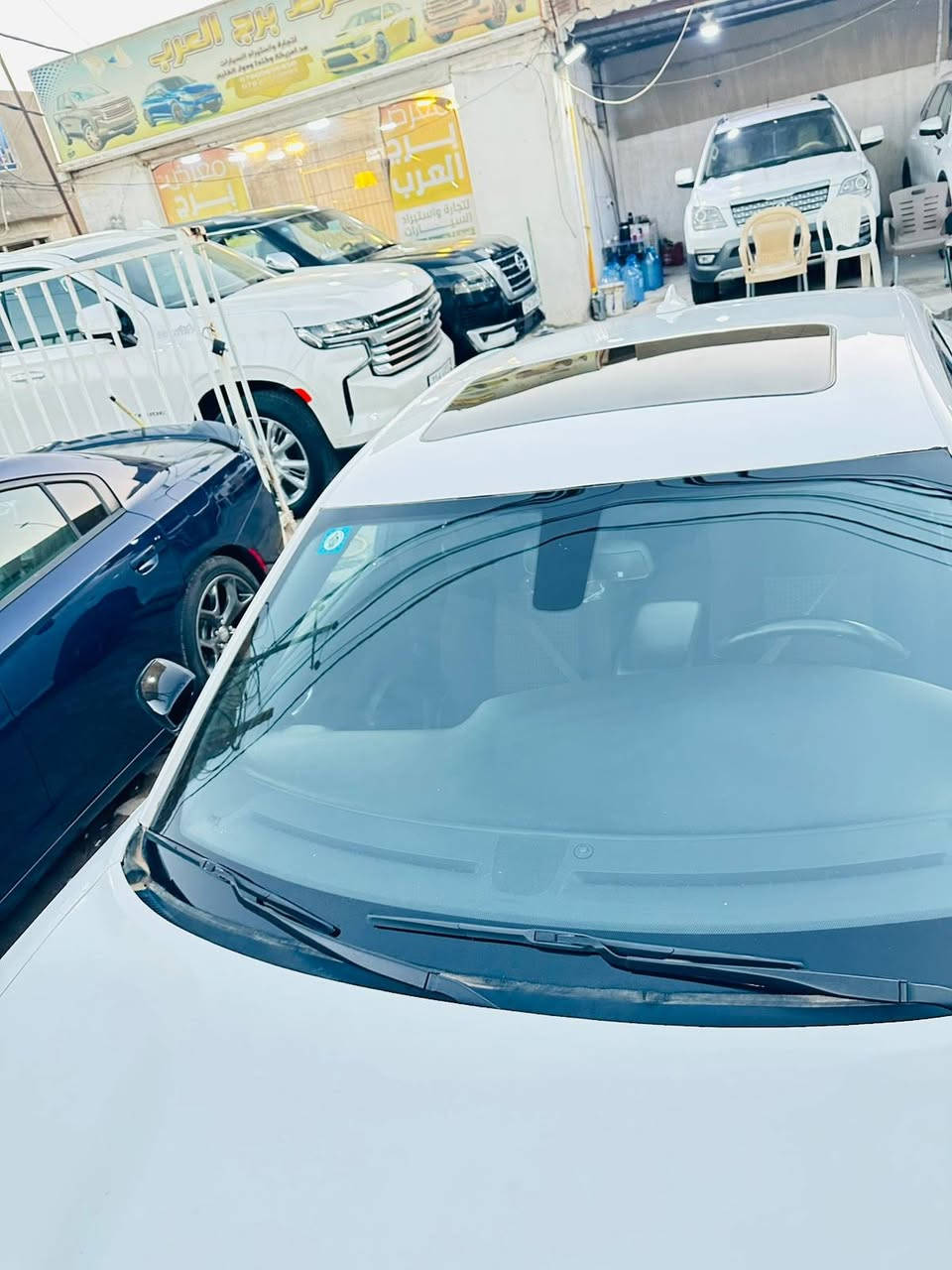 #ماشاءاللــّٰـــــه
🚩 دوج چاجر 
مديل2023
اللون: أبيض
المواصفات:
HEMI لتر 5.7 سعة V8 محرك •
• كير + مكينه بلادي
• لد اوركل
• شاشة كبيره اخر تحديث
• مثبت سرعة
• تايرات جدد
•كزوز بلادي 
• باتري جديد 
• رقم السياره بغداد
• بأسمي تريد تحويل او وكالة
• هزه جديده سنويه جديده
• حجر البيئه موجود بيها
• ⁠الضرر جاملغ والبنيد 
الحالة:
• استخدام شخصي
• نظيفة جداً من الداخل والخارج
•  ماشية 16الف  موقع سماوه 

🚩 معرض برج العرب لتجارة السيارات 
لاتصال واتس***********
