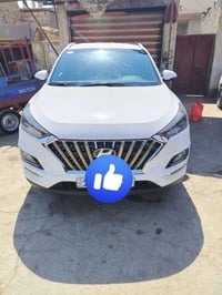 توسان فول • ٢٠٢٠ • ماشي ٩٠٠٠٠