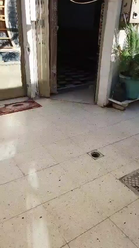 السلام عليكم بيت 75متر ثلاث طوابق كامل المكان الشعله ام نجم يم ملعب توري السعر 145وبي مجال بصيط للاستفسار ***********
