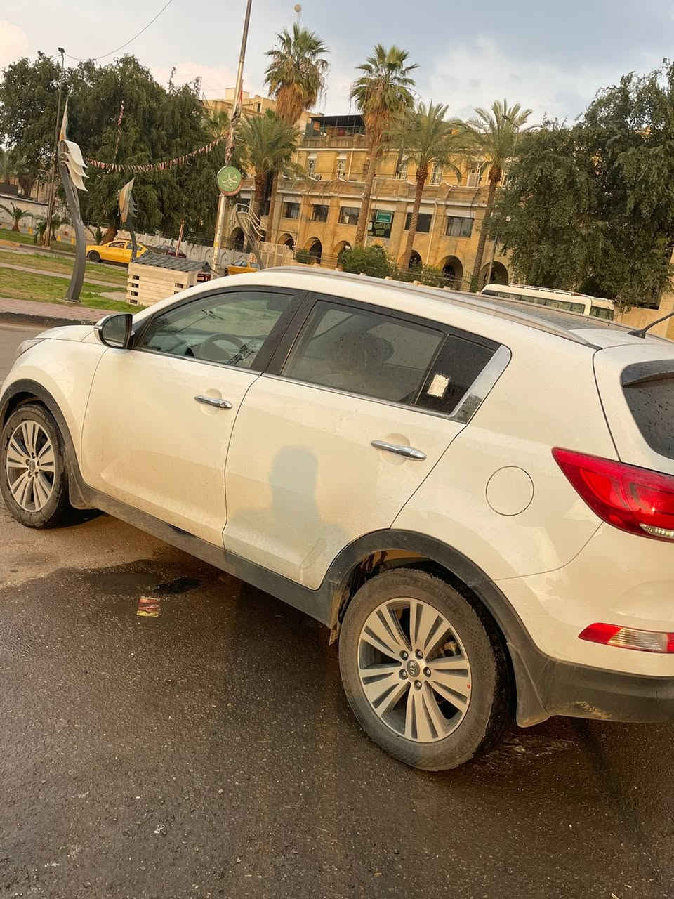 السلام عليكم للبيع كيا سبورتج موديل 2015 خليجيه مكفوله بنوراما  السعر 165$ بيها مجال رقم بغداد مكاني الاعظمية الاتصال ***********
