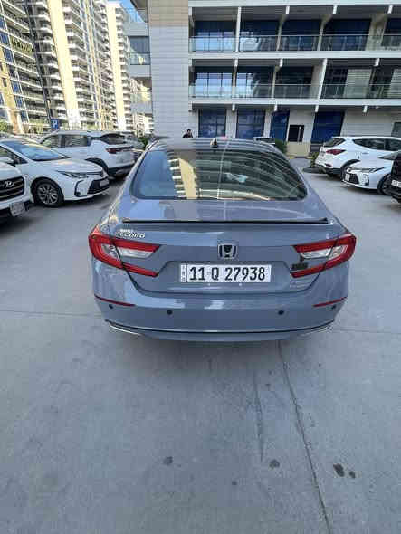 هوندا أكورد هايبرد سبورت 2022
حادث بنيد وباب خلف السايق بدون أيرباك 
سعة المحرك : 2.0 
المواصفات :
كير بصمة
مانع انزلاق
شفتات ستيرن 
دخول الذكي 
شاشة 
قيادة الذاتية
تشغيل عن بعد
- عداد الكتروني
كرسي كهربائي
أنوار نهارية LED‏
ويل 19 رياضي 
هاند بريك بصمة 
‏Ev‏,Eco, normal, Sport, وضعيات القيادة
‏Apple car play
حساس ضغط الاطارات
‏‎كاميرا خلفية بثلاث وضعيات
أزرار التحكم من المقود رادارات + الهاتف + المسجل 
السعر/ 168 
مكان السياره / بغداد بوابه العراق 
للاستفسار / ***********
