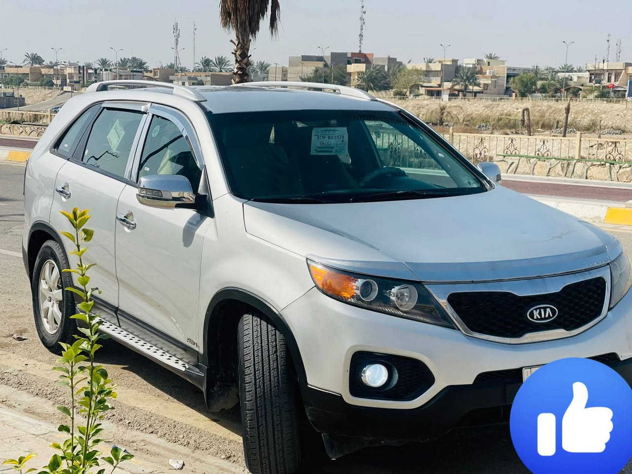 السلام عليكم
كيا سورنتو موديل 12 امريكي  رقم ديالى مشروع وطني شرط التحويل 3قطع صبغ  ماشيه 100 
مكينه 6 سلندر دوش  3500
7راكب  
تحكمات استريين جهتين. 
شاشه وكامره دواره 
فور ويل AWD   
تخم تاير صدر أمامي خلفي جديد للاستفسار الاتصال على الرقم ***********
السعر 138وبيه مجال
