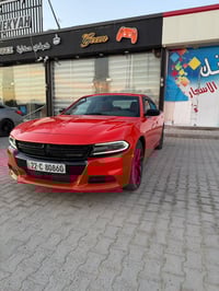 تشارجر SXT • وارد امريكي • ٦٢ الف مايل