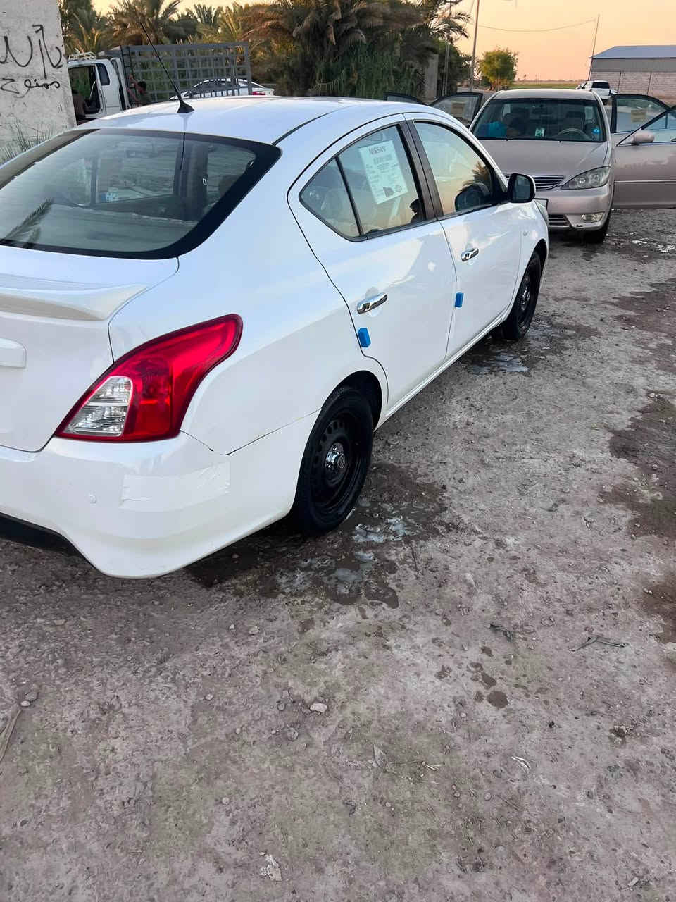 للبيع او مراوس حسب القناعه 
نيسان سني هندي موديل ٢٠٢١ بليته زركه 
رقم اربيل الماني تحويل او وكاله مضمون 
مكفوله ضربه وتبديل فقط باب صبغ سونار داخل منشور جاهزه مكينه كير حداديه تخم تاير كله شرط تبريد ثلج ❄️ السعر ٩٣$بيه مجال مكان السياره النجف ‭***********‬
