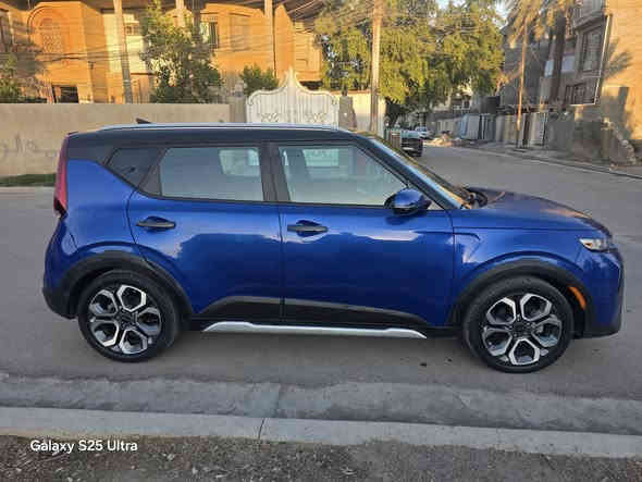 اللهم صل على محمد وال محمد ...
كيا صول موديل 21  فئة  XLINE 
محرك ٢٠٠٠ دوش //// ماشية ٨١ KM 
كير ٦ سرعات + نظام سبورت 
المواصفات .... 
⛔️رادار امامي + خلفي 
⛔️نظام منع الخروج عن المسار 
⛔️توقف ذاتي للامام + للخلف 
⛔️مانع انزلاق  
⛔️نقاط عمياء 
⛔️فول تحكم ستيرن 
صور الحادث منزله جوة ... 
السعر //// ١٢٨ وبيها مجال وتدللون 
ملاحظة /// السيارة وارد امريكي بيها اكثر من قطعة صبغ ابيعلك مصبوغة حزام حتى لتحير وفئة ال xLine معروفة اسعارها معلكة 🙏
مكاني بغداد الغزالية // ***********
