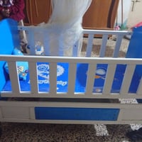 سرير وهزاز • مستعمل مرتين • حي الجمهوري