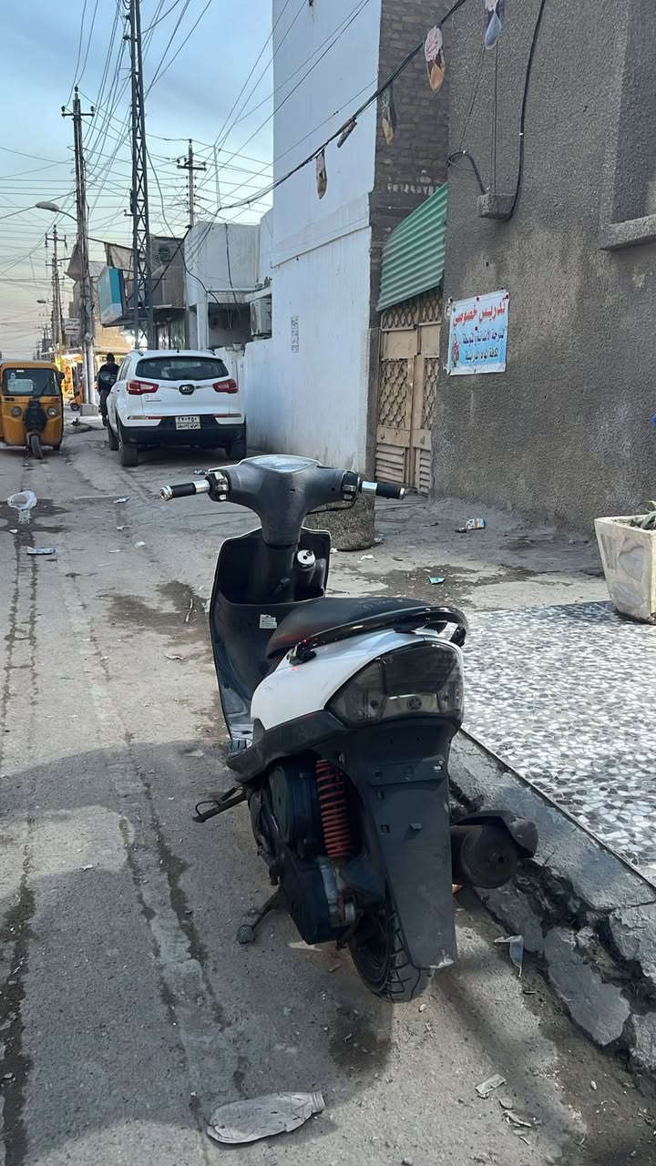 ماكس مال رمبه صار شهر من نازله
حته الباتري بعده ما مشدود ب 850وبيهه مجال كلش بصيط 
رقم ***********
