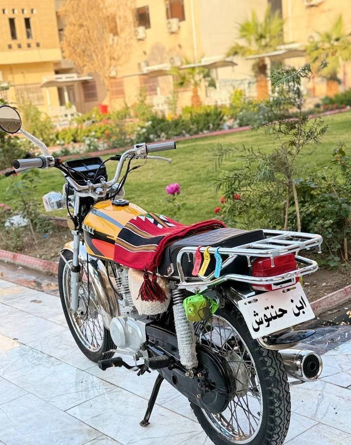 السلام عليكم دراجه نامه 25 للبيع متوازي ع بيعتها 550 وبيها مجال شرط برغي مامفتوح بيها متواجد واتساب وعل رقم بس خاص مقفول ***********

