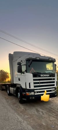 سكانيا 2002 جديده للبيع كفاله عامه السياره بسمي سنويه 27، 07800410737