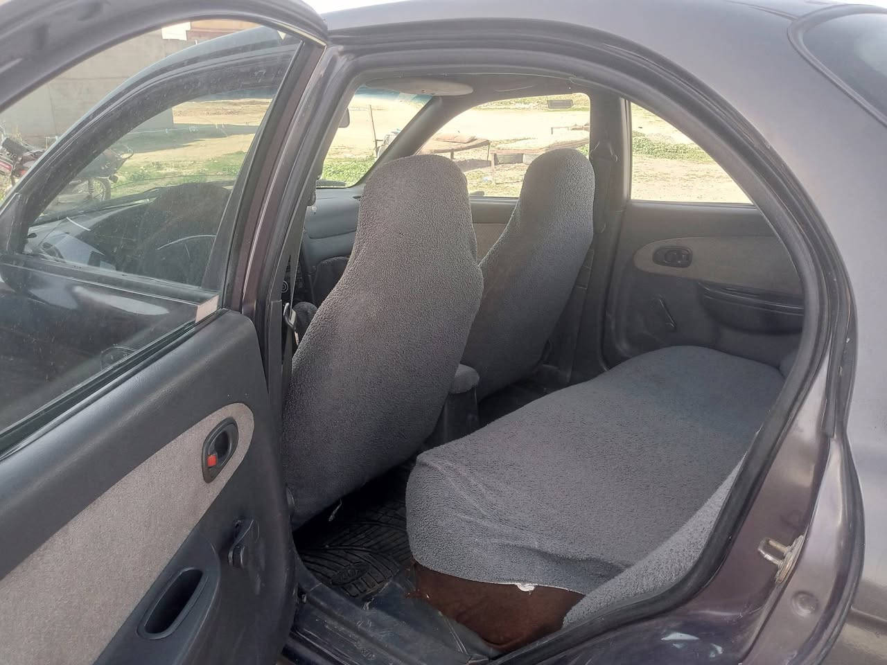 كيه حيل نضيفه داخل وخارج اوتو رقم سليمانيى بسمي اوتماتيك موديل 2098 اي نقص مابي 150 امشي بي رزن سعر 29 ملاحضه بس راديتر مال تبريد انزف جبتله ومابدلته تبريده ثلج اقتصاديه للاستفسار اكثر اتصل بي واتساب ،*********** التوفيق للجميع
