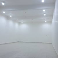 مجمع كبير • بناء جديد • السوق الكبير