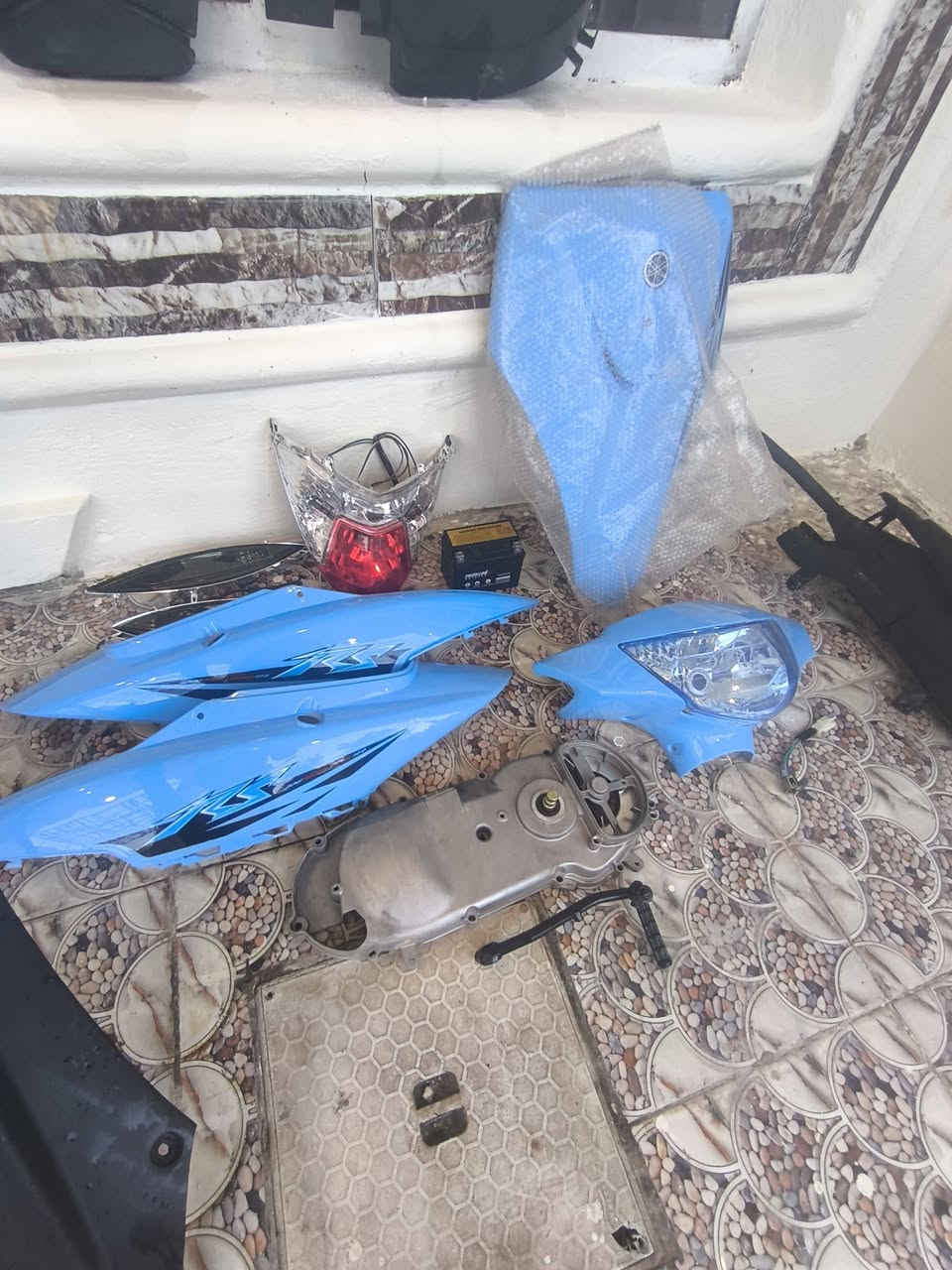 سلام عليكم غراض ماكس للبيع بعده جديد شديتهن و فصختهن اخذت درجه طلعت كايمن و رجعته  اريد ابيع غراض مكاني الصقلاويه ناحيه ***********
