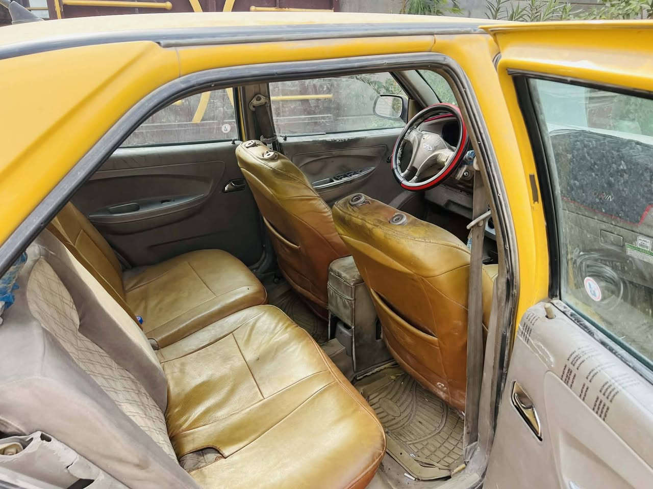 سلام عليكم شيري البيع سعر ٣٠ وبيه مجال مروس ترهم مكاني بغداد ناحيه الرشيد هذ رقمي***********   كير محرك خير من الله سياره بسمي
