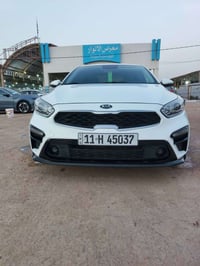 ياالله للبيع كيا سيراتو موديل 2019سيارة جديدة ونظيفة جداً مكفولة كفالة...
