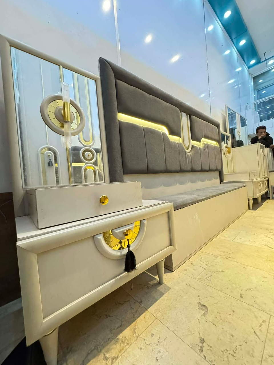 غرفة نوم نضيفه كلش وضخمه بيع مستعجل 9قطع 650


**إذا كنت صاحب هذا الإعلان وتريد حذفه لأي سبب، رجاءا أرسل رسالة إلى الدعم الفني**