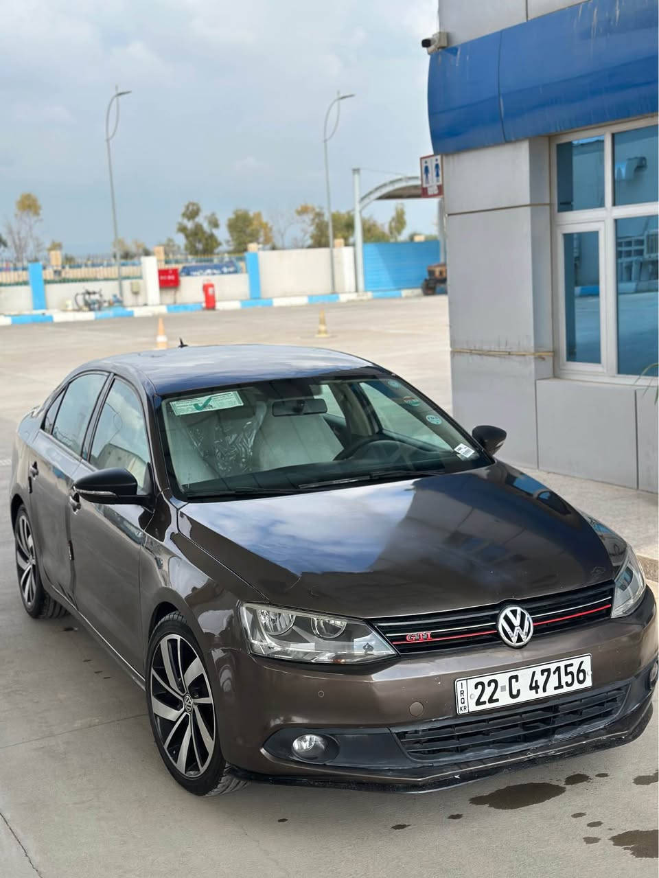 سعری ٨٣ وەرەقە 
ژمارەی مۆبایل ***********
ڤایبەری لەسەرە

جیتا مۆدیل ٢٠١٥ خەلیجی 
مەکینە ٢٠ی بێ تۆربۆی مەرخوب 

٦پارچەی سبوخە بێ ناوگرتن 

گێر ومەکینە و تەبرید بەشەرت 

رەقەم و سەنەوی تازەیە تا ٢٠٣٠ 

سەیارەکە یەک دینار مەسرەفی تێدرانیە 

سعری ٨٣ وەرەقە و مەجالێکی کەم 
ژ.م/ *********** /لە هەولیرم أربيل, العراق
