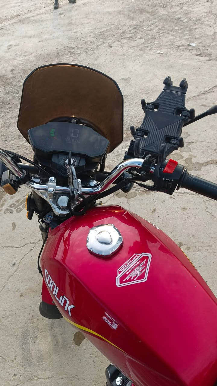 سلام عليكم 
دراجه نوع سونك ماكس حلوه مرتبه ماناقصه اي شي مكينه مامفتوحه موديل ٢٠٢٥ محرك ٢٠٠ 
كلشي بيه شغال 
اوراق وكيل سكنر مكاتبه وكيل مجمع الياباني موجودة
للبيع سعره ٩٢٥ وبيه مجال 
مكاني بابل محاويل
***********
***********
