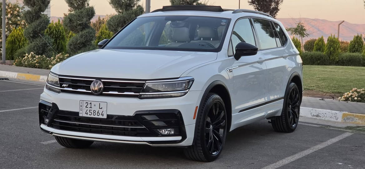 Volkswagen Tiguan SE R-Line 2021
***********
***********

se R-Line : مواصفات

حساس امام و خلفي و جانبي

بانوراما

مقاعد تدفية

المصابح الامامية ليد

ويل ۱۹ بلاك
٧راكب

رادار امامی

فووول فووول مواصفات

المحرك :

2.0 tsi turbo

184hp

4 cylinder

4 gear Mode

Eco

Custom

Normal

Sport

ماشية ٤٣الف مايل حقيقي

بدون صبغ تبديل بدون الايرباك كلها سليمة
العنوان السليمانية معرض باران السليمانية, العراق
