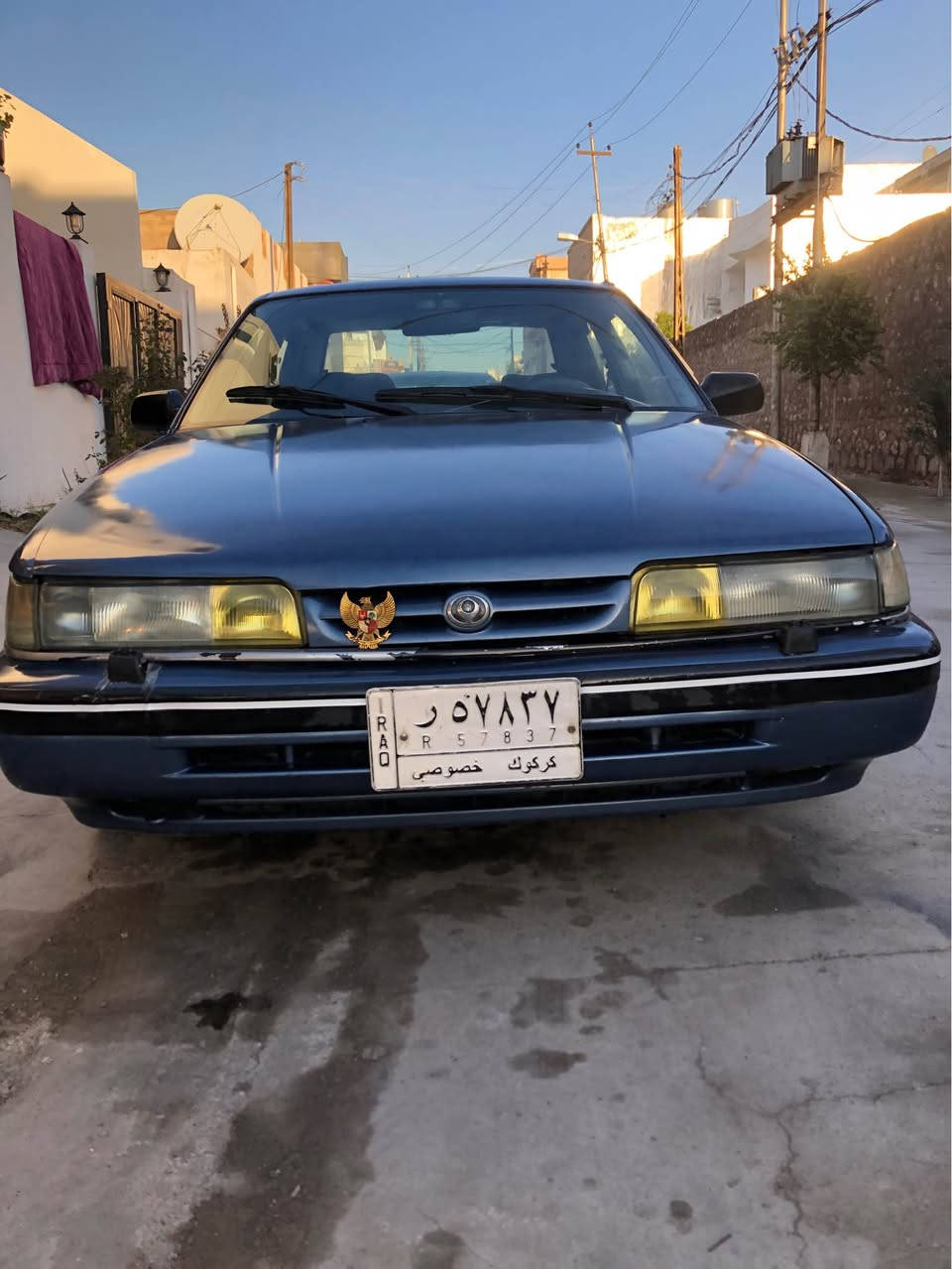 للبيع مازدا موديل ١٩٨٩ محرك ١٢ بخ سيارة بدون حادث بدون خياس شرط تحويل غرامات وكالة بسمي كير محرك شرط كهربائي كلها شغال عنوان كركوك 
***********بي واتساب كركوك, العراق
