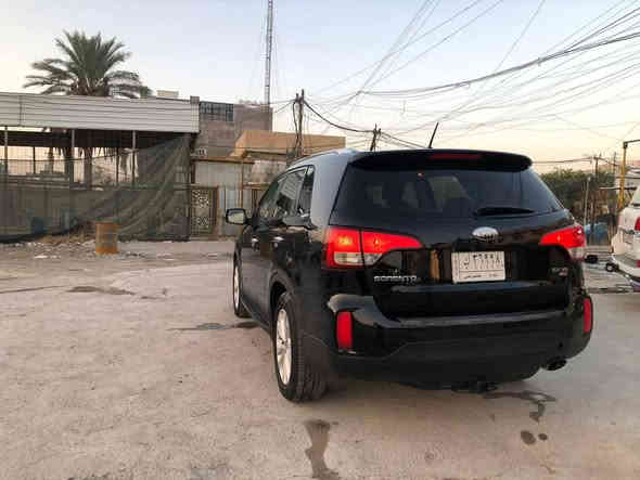 سلام عليكم للبيع سورنتو مديل 2014 وارد امريكي حادثه بابتين بدون دواخل وبيه ثلاث قطع صبغ اثر شخوط مكينة كير صدر تخم تاير كله جديد تبريد ثلج سياره حلوه جاهزة مكينة 6 سلندر سياره فول مواصفات الكاميرا تحكم استيرن شاشه كشنات جلد كهرباء بنورامه رقم بغداد تحويل مباشر مكان بغداد حي الحسين مقابيل لبانزين خانه مال حي العامل سعر 142 وبيه مجال للطيبين رقمي ‏‪***********‬‏
