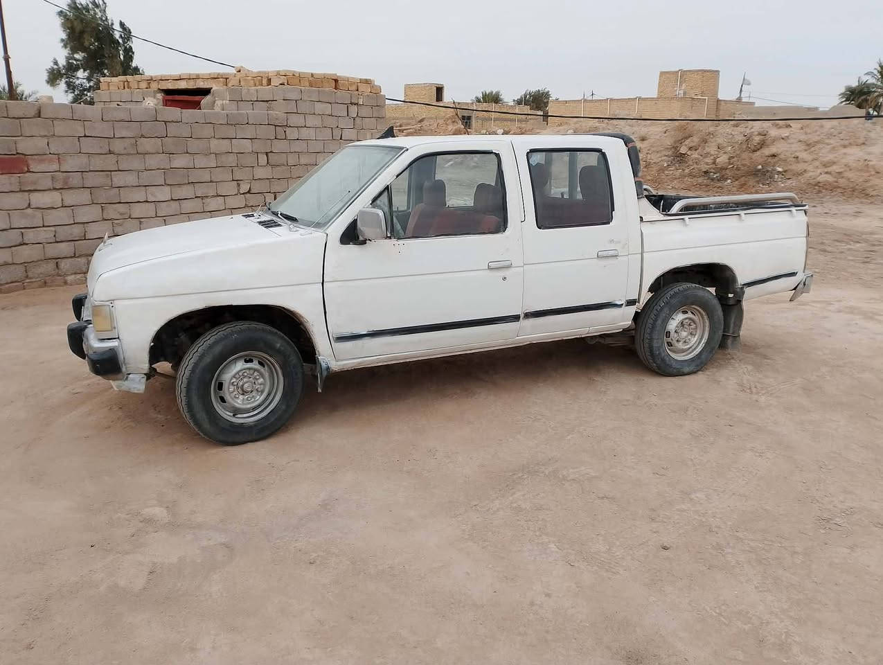 سلام عليكم نيسان 92مراوس بصالون او بيع محرك وكير جدد اكسن جديد بسمي شخصيا سنويه بعد بيها 5 اشهر السعر 35 مكاني السماوه قضاء الخضر.        الخاص مفتوح***********
