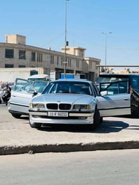 BMW e38 728 1998 سيارة فول مواصفات  مصبوغة عام بدون حادث  بدون نواقص  ...