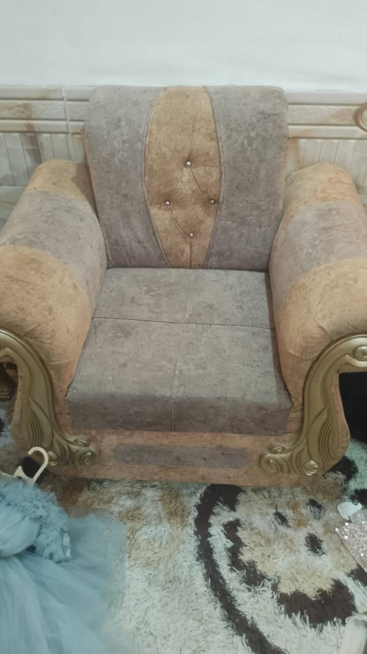 تخم قنفات للبيع ب200وبي مجال وبرده شباك مترين ونص ب50والباب متر ب20وبيهن مجال النجف, العراق


**إذا كنت صاحب هذا الإعلان وتريد حذفه لأي سبب، رجاءا أرسل رسالة إلى الدعم الفني**