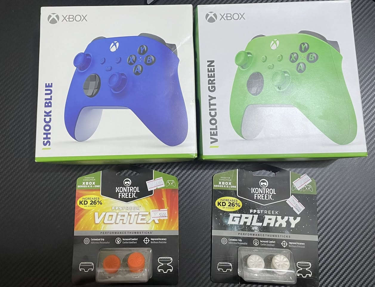 الملحقات المتوفرة للXbox 
ستاند تبريد + شحن الجويستك مع بطاريات قابلة للشحن السعر ٢٥
جويستك كيم سير Game sir g7 se السعر ٥٠ الف
جويستك كيم سير Game sir g7He السعر ٥٥ الف
جويستك Xbox الأصلية السعر ٨٥ ألف 
بطاريات قابلة للشحن 🔋 من Dobe السعر ١٠ الف
Controller freek السعر ٧ الف
كيبل HDMI 2.1 السعر ١٠ الف


**إذا كنت صاحب هذا الإعلان وتريد حذفه لأي سبب، رجاءا أرسل رسالة إلى الدعم الفني**