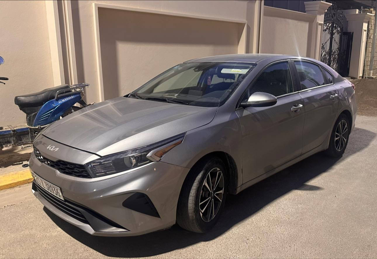 سلام عليكم
للبيع كيا فورتي موديل 2024رقم بغداد 
وارد امريكي: حادث جاملغ وطرف البنيد بدون ضرر داخلي رقم الشاصي موجود بالصور 8KPF24AD7RE696499
مواصفات معروفه 
مثبت سرعه 
خروج عن المسار 
قيادة ذاتيه 
رادار امامي خلفي 
شاشه كبيره 
تحكم استيرن جهتين 
لايت زنون 
ماشيه 60 الف 
حجم المحرك 2000 دوش مكفول 
مــكــان-ســياره- الفلوجة ومتواجد ببغداد  
الـــسعر 158 قفل  
الاستفسار اكثر 
***********
