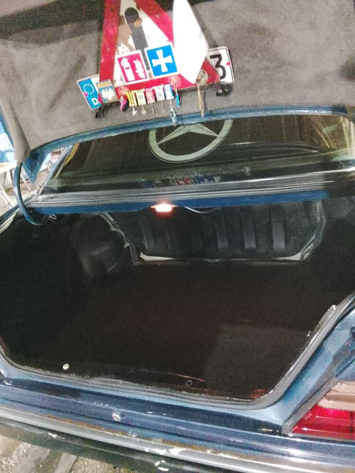 سلام عليكم مارسيدس دب للبيع موديل 89 مكينه بلاد مصبوغه جماليه  مكينه كير كهربائيات تبريد حداديه تخم تاير باتري جديد خير من الله فتحه طكتين كشنات كهرباء السياره رقم بغداد بسمي السياره اي نقص مابيها عنوان كربلاء للتواصل والاستفسار الاتصال على ***********
***********
