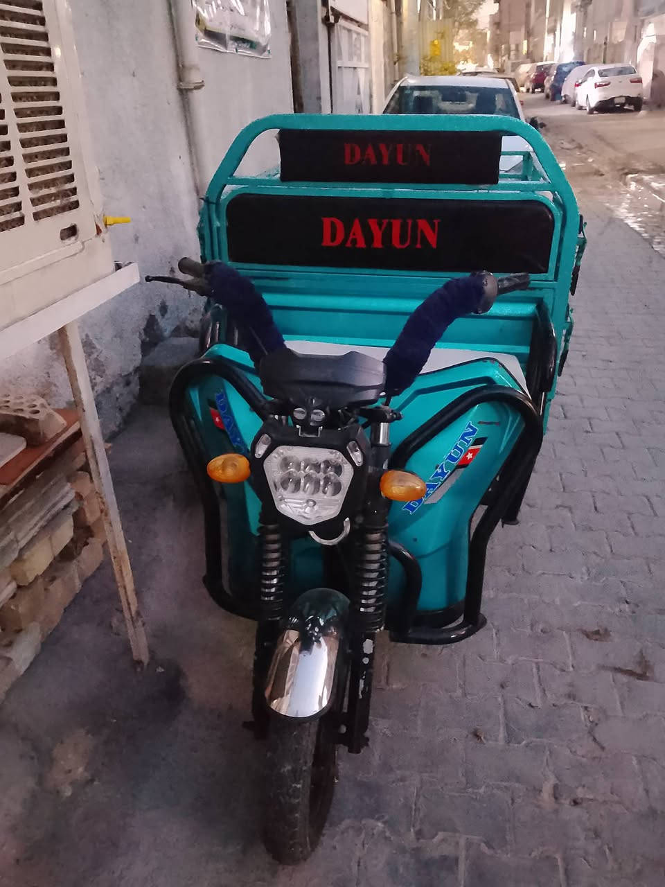 ستوته للبيع شحن جديدة بس اوراق كامله سعر 900وبيها مجال مكان بغداد 
‏‪***********‬‏
