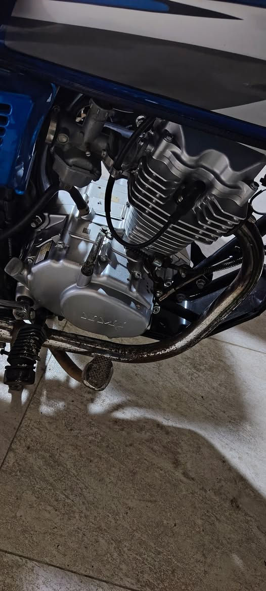 للبيع موديل 21 رقم انكليزي وسنوية شرط التحويل مكينة جديدة الدراجة جديدة معمرها 25 قبل شهرين


**إذا كنت صاحب هذا الإعلان وتريد حذفه لأي سبب، رجاءا أرسل رسالة إلى الدعم الفني**