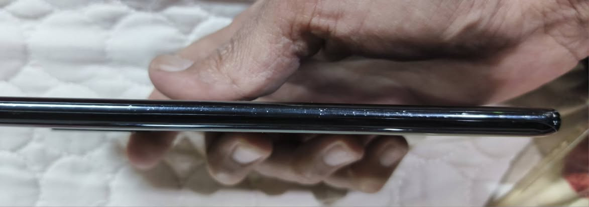 سامسونك S20plus 5G
2ذاكرة 128
رام 8+8
المعالج: Exynos 990 ثماني النواة تكنولوجيا 7 نانو
البطارية: 4500 مللي أمبير
التصوير يدعم دقة ال 8K
الشاشة 120 هيرتز ويدعم الجيل الخامس 5G
مستشعر البصمة اسفل شاشه مع بصمة الوجه 
الهاتف مقاوم للماء والغبار بمعيار IP68 (مقاومة الماء تصل الى 1.5 متر و30 دقيقة تحت الماء)
تظافة كدام العين نظيف الجهاز
بدون ملحقات
بسعر 190 بي مجال مال جيتك
شراي تعال خاص


**إذا كنت صاحب هذا الإعلان وتريد حذفه لأي سبب، رجاءا أرسل رسالة إلى الدعم الفني**